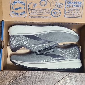 Brook Ghost 14 Running shoes Men size 10